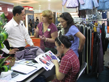 Dự báo lạc quan cho xuất khẩu dệt may, da giày